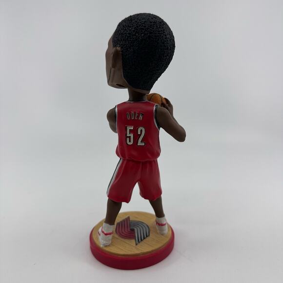 Portland Blazers NBA Greg Odon #52 Bobble Head 2007 Collectors Edition Figurine - Picture 2 of 3